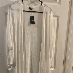 Torrid 4X White Open-Front Cardigan